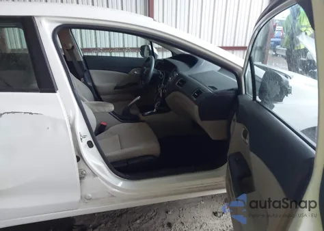 2013 Honda Civic Lx z USA, uszkodzony, nr VIN 2HGFB2F51DH522058